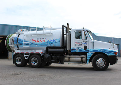 Camion Groupe Sanyvan - Notre flotte - Montréal - Drainage québécois