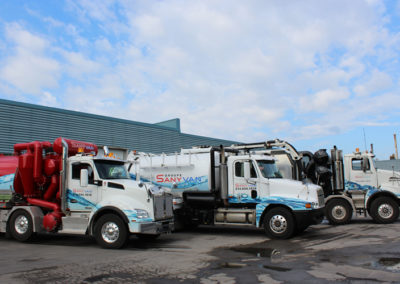 Camion Groupe Sanyvan thirteen - Notre flotte - Montréal - Drainage québécois