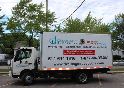 Truck Groupe Sanyvan ten - Our fleet - Montréal - Drainage québécois